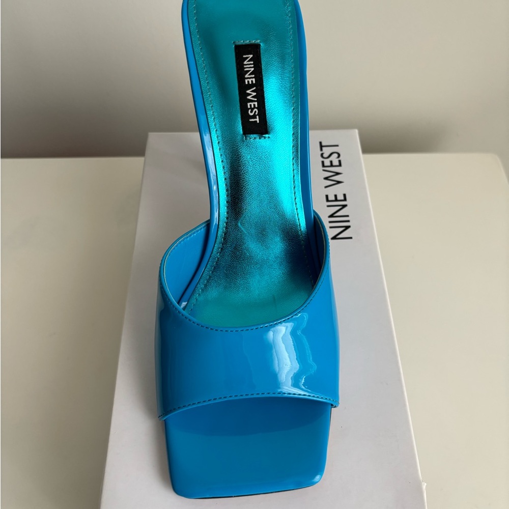 Nine West Vibrant Blue Heels